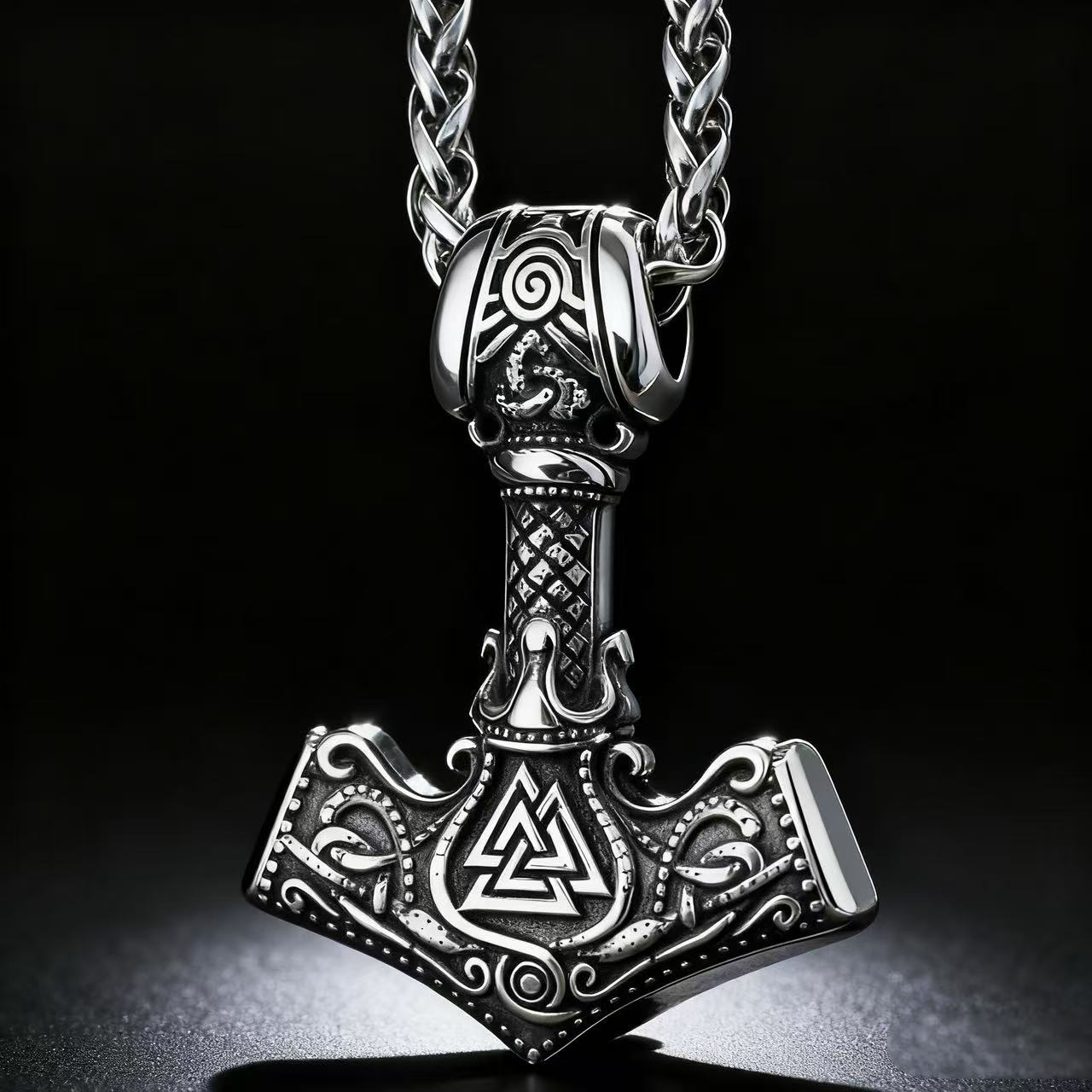 Battle Rope Anchor - Colar com pingente nórdico de Odin